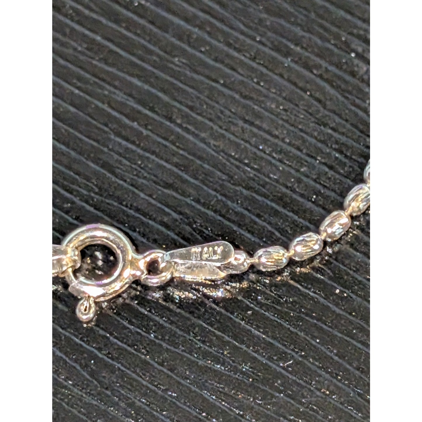 Vintage 925 Italy Sterling Silver Diamond Cut Oval Bead Bracelet