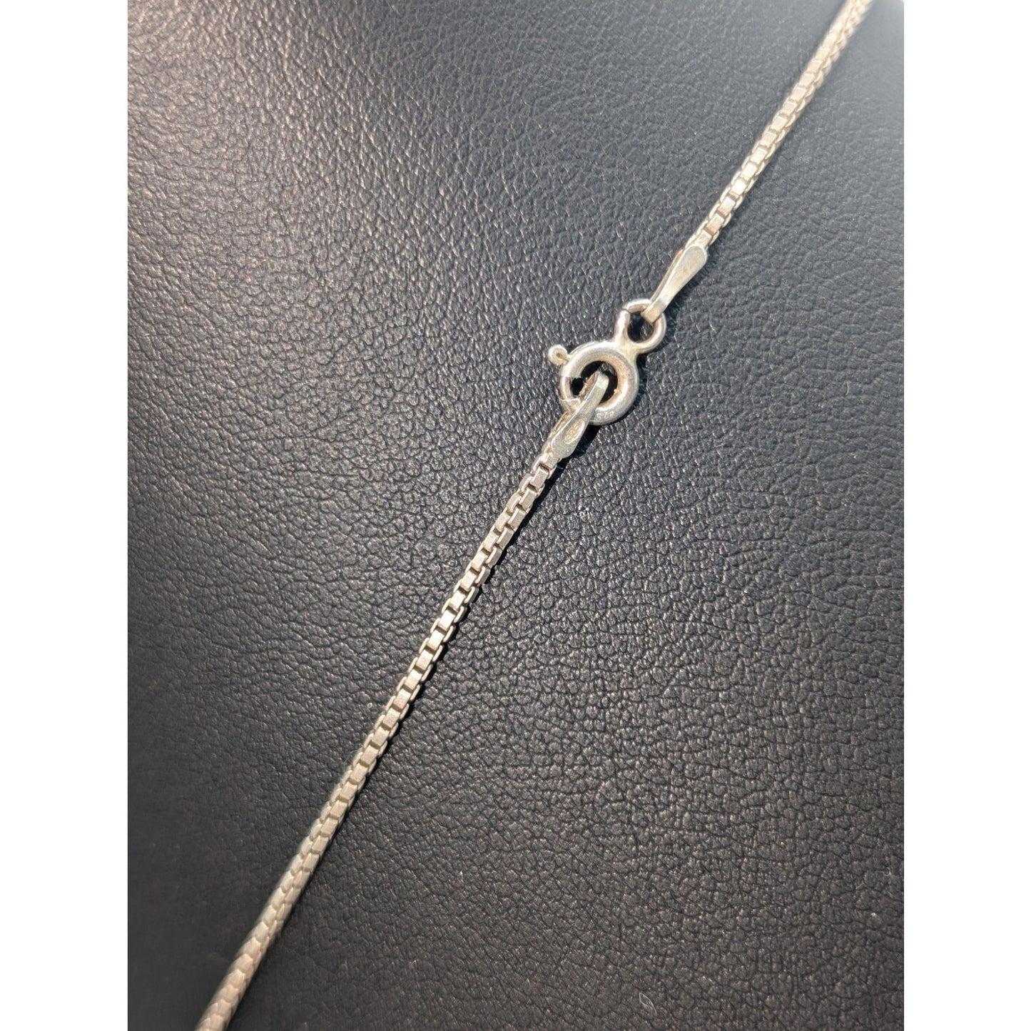 Vintage 925 Sterling Silver Black Onyx Pendant 18" Box Chain Necklace 10.82g