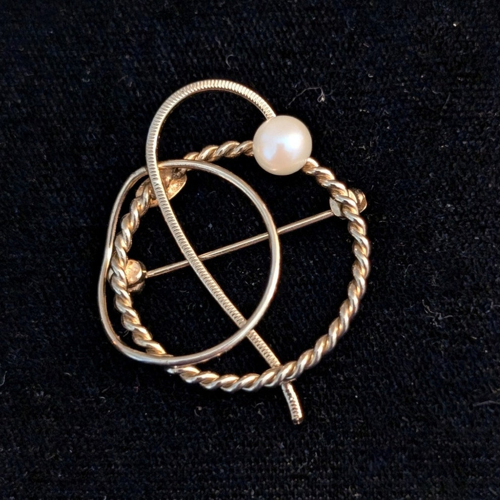 Signed Carla 1/20 12K Gold Filled Pearl Scatter Pin