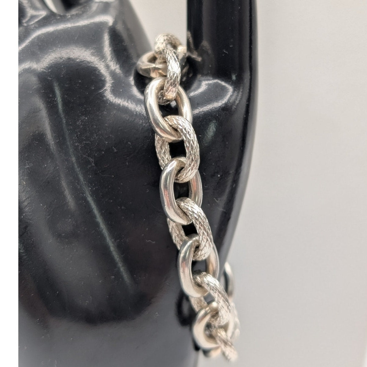 925 Sterling Silver Alternating Textured & Polished Oval Link Bracelet 40.90g