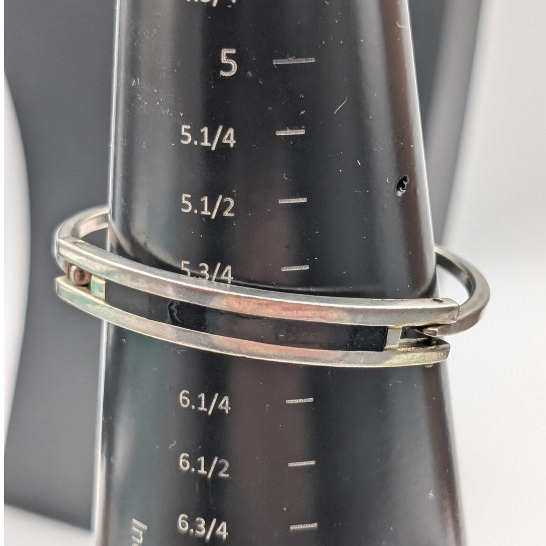 Vintage Made in Mexico Silver Tone Black Inlay Hook Clasp Oval Bangle Bracelet