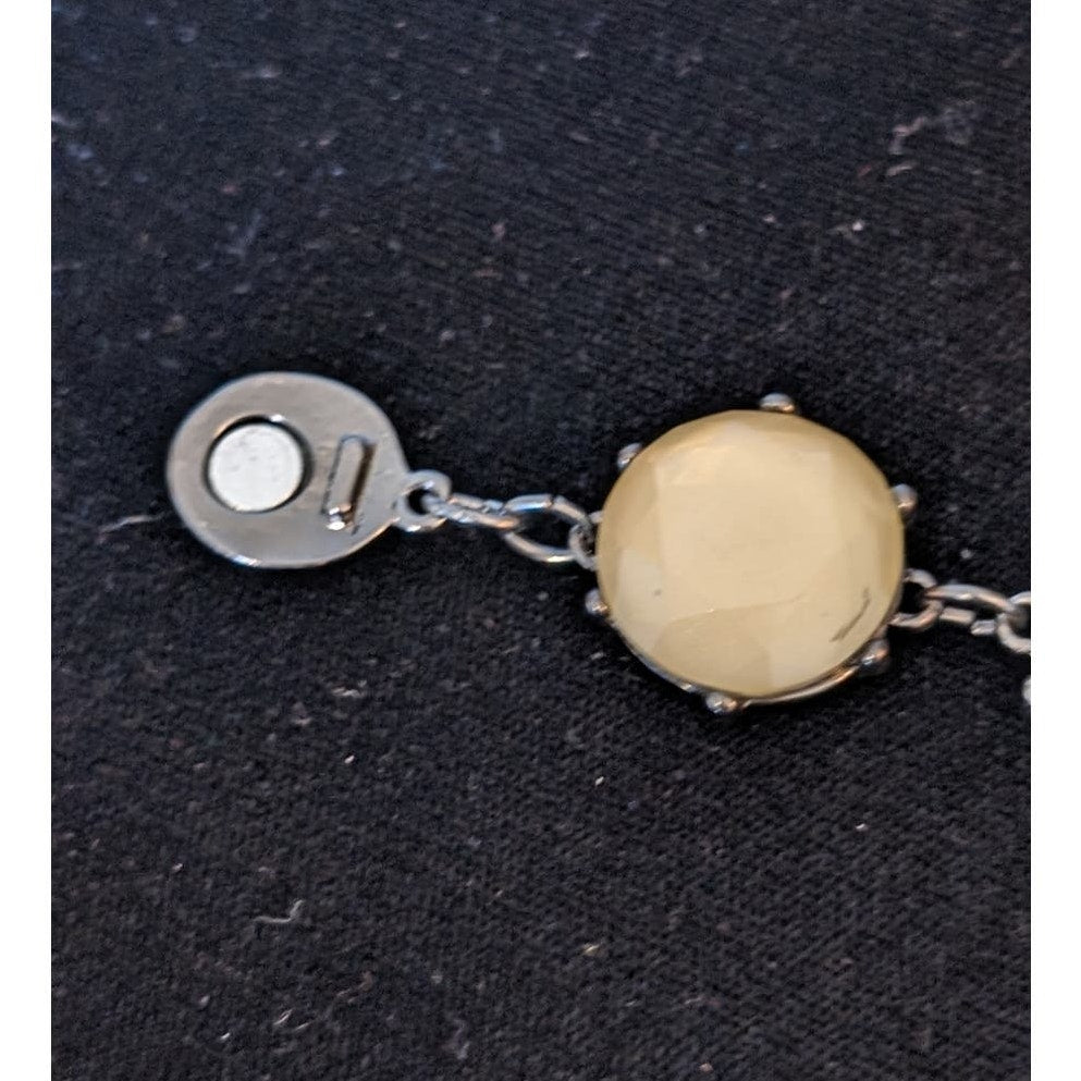 Large Faceted Milky Pale Yellow Faceted Acryclic Bead Bracelet W/ Magnetic Clasp