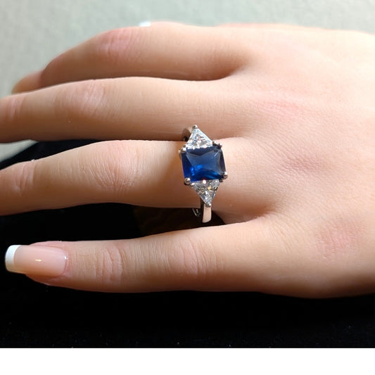 Avon Square Blue Center Stone CZ Trillions Silver Tone Fashion Ring Sz 11