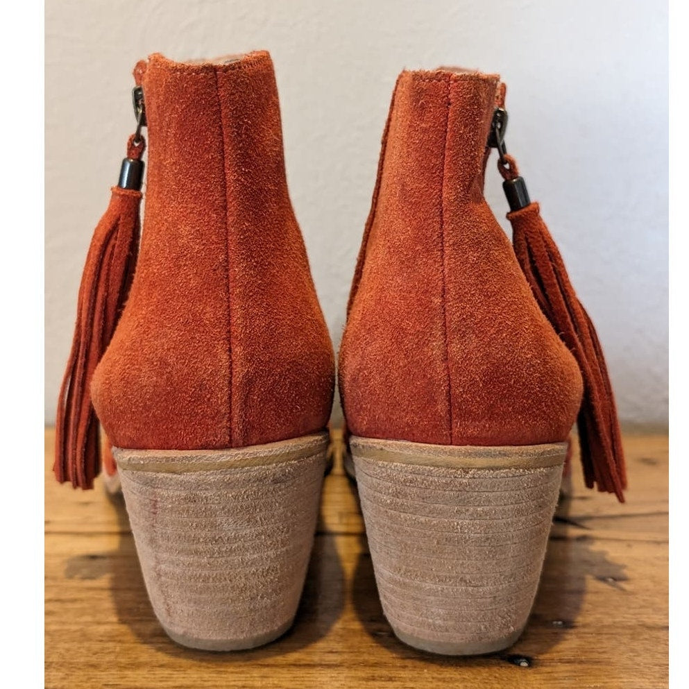 Matisse REVOLVE Indie Cutout Booties in Rust Suede with Tassel Womens Sz 9.5