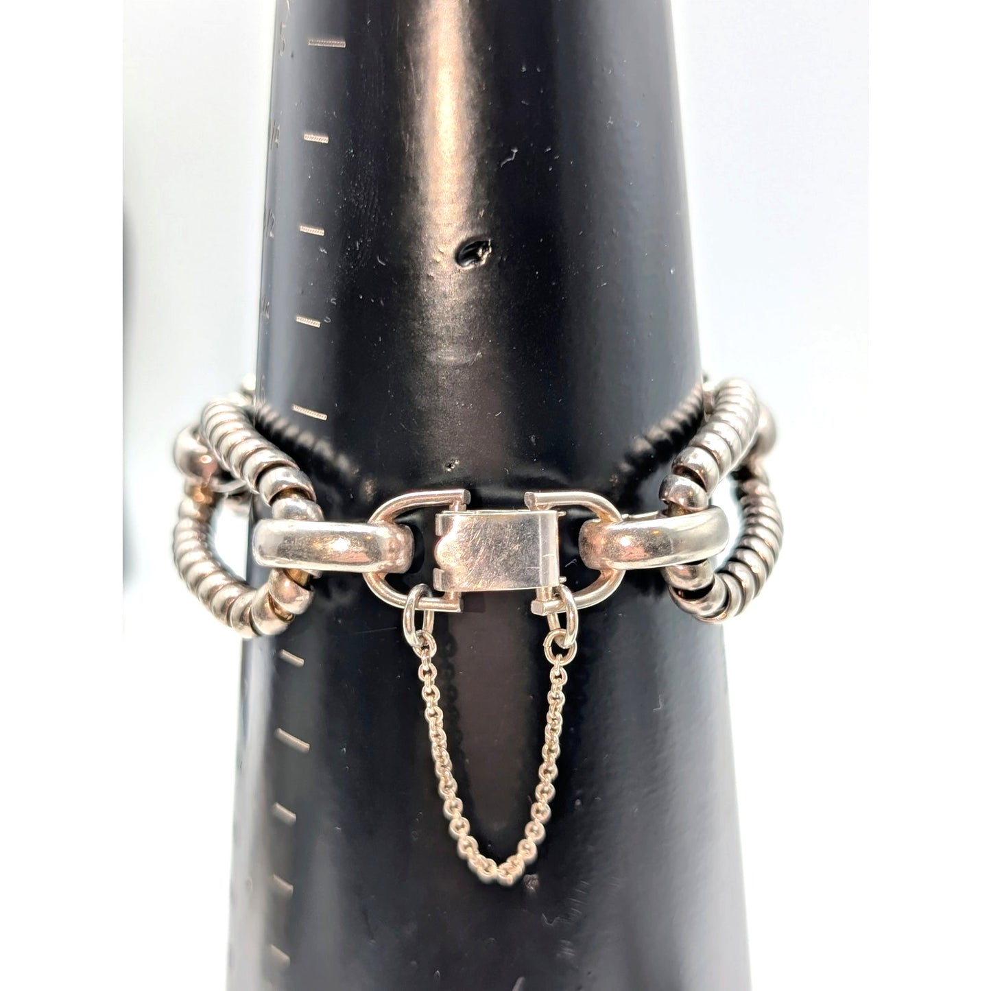 Vintage Bergere Silver Tone Wrapped Oval Curved Link Fold Over Clasp Bracelet