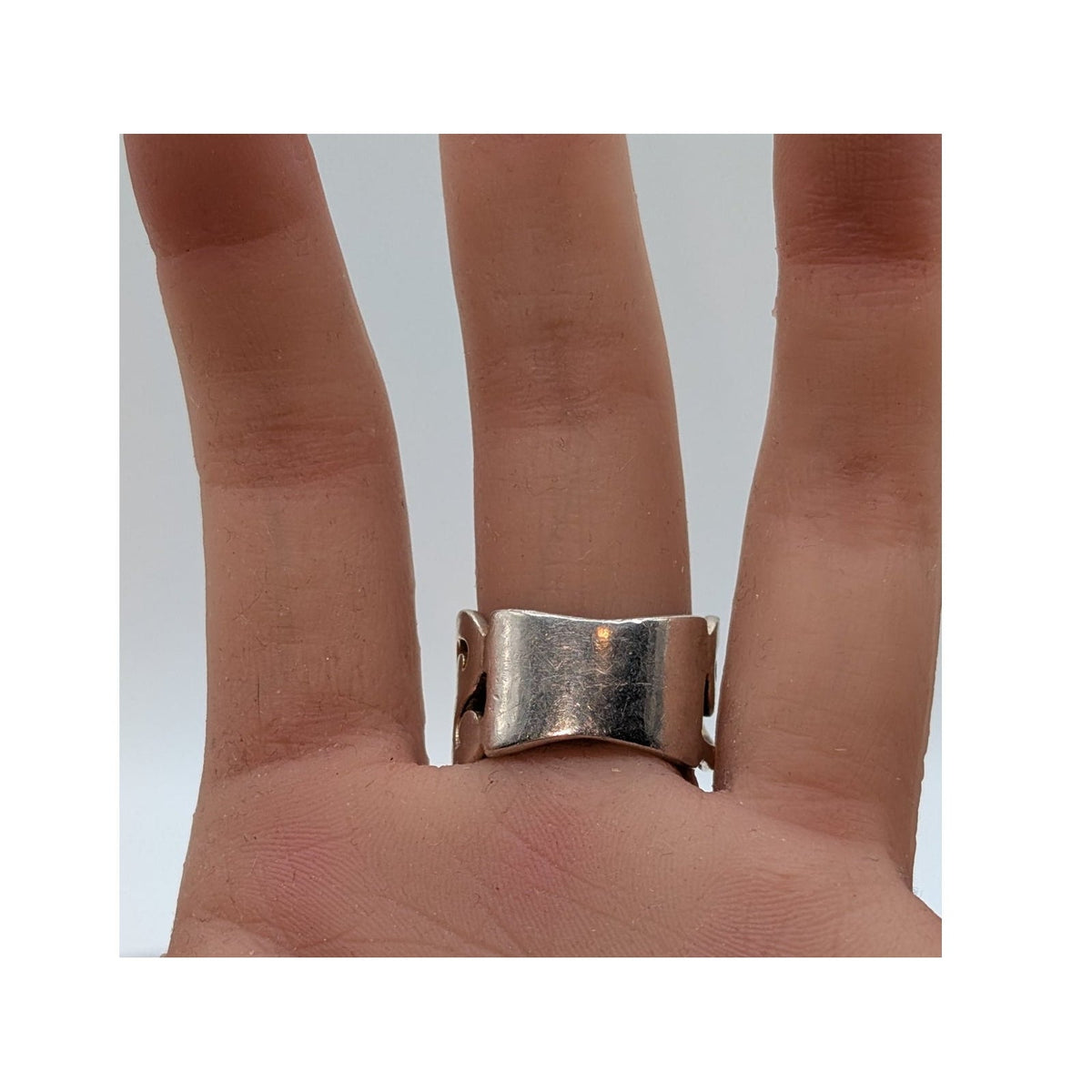 Retired SILPADA 925 Sterling Silver Wide Band Scroll Ring Size 7.5