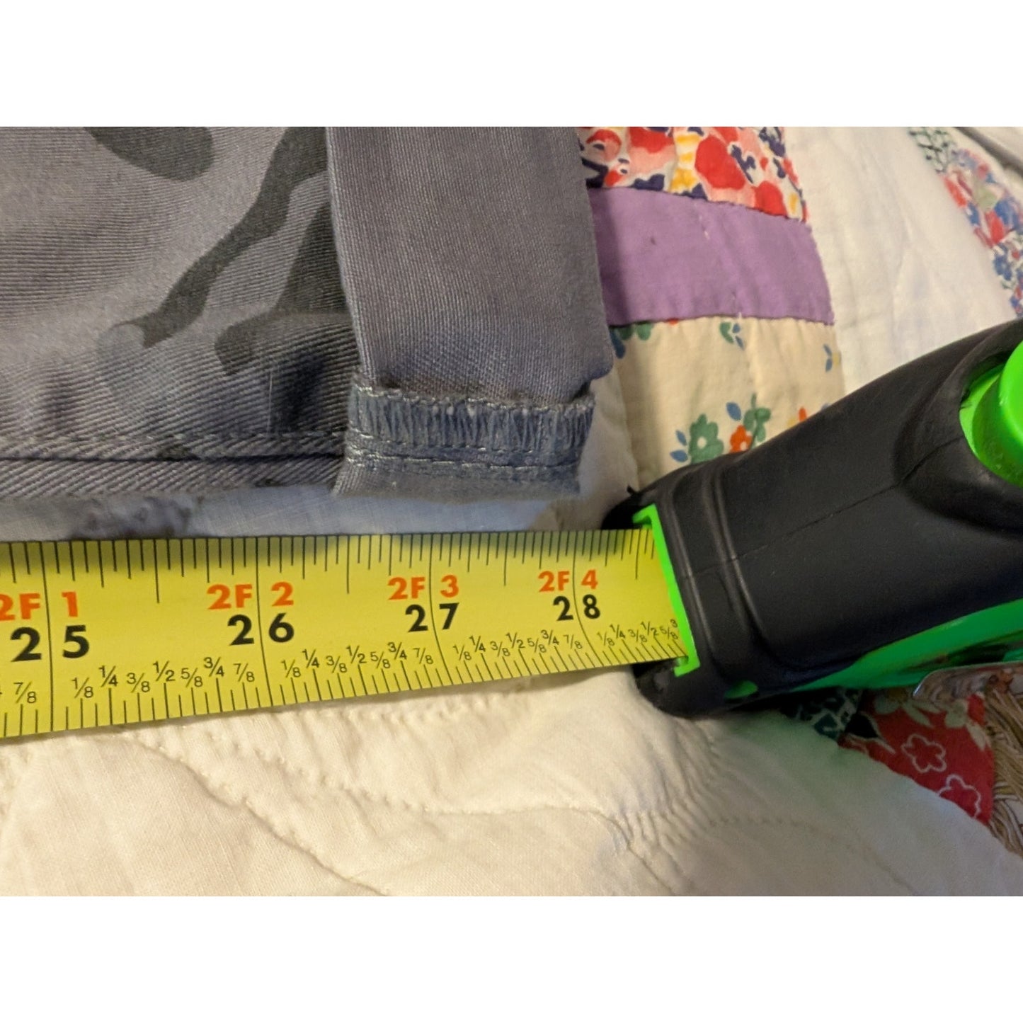 Torrid NWT Weekend Mid-Rise Straight Stretch Twill Camo Cadet Grey 2R (2X)