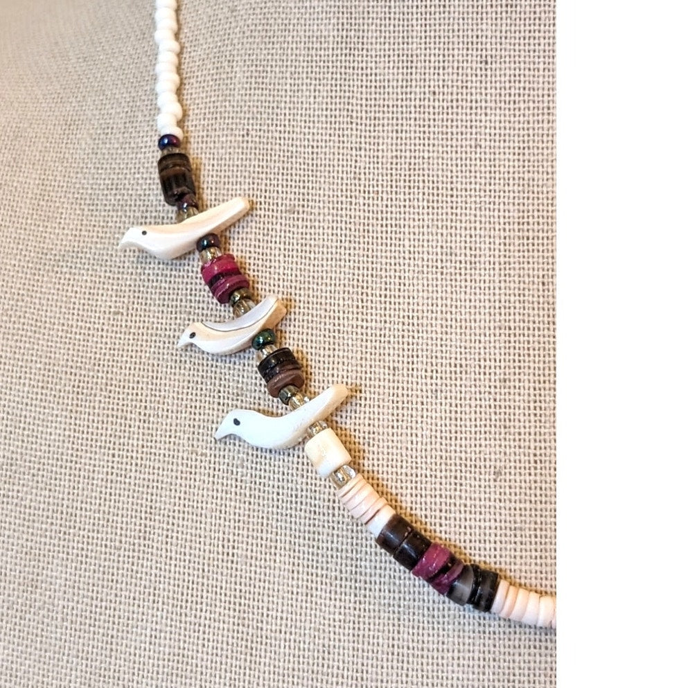 Vintage Carved Bird Fetish Heishi Beaded 18" Necklace W/ Barrel Clasp