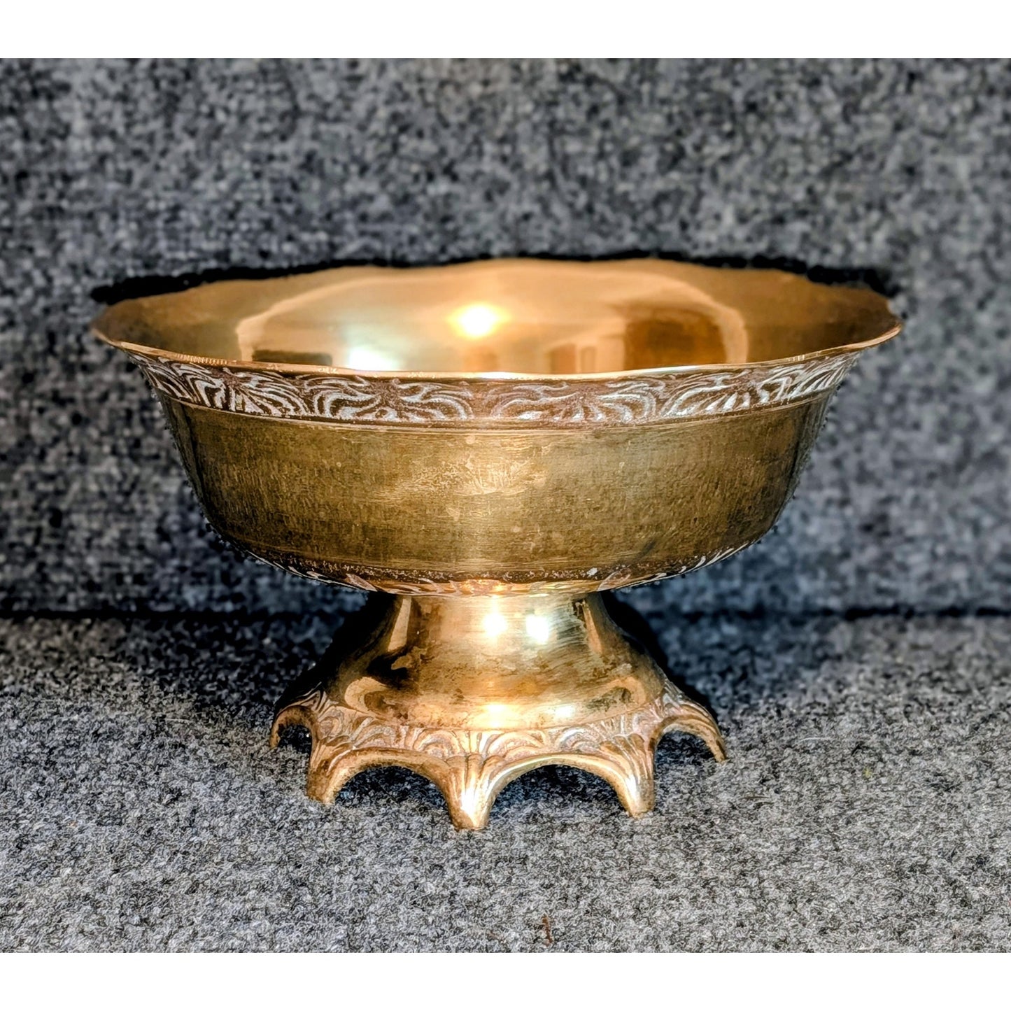Mid-Century 1960s Pedestal Heavy Brass Decorative Bowl