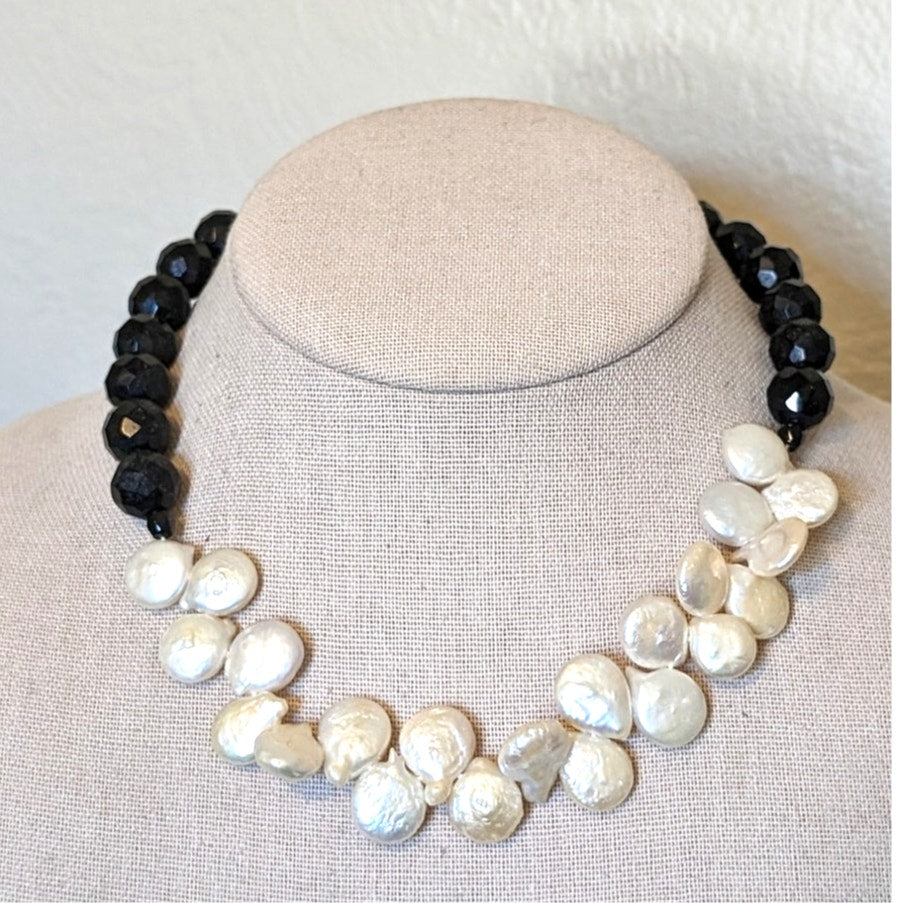 White House Black Market Black Faceted Glass Bead & Freshwater Pearl Necklace
