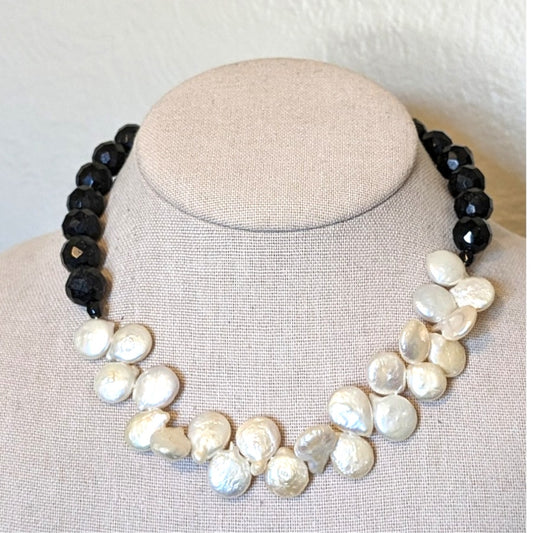 White House Black Market Black Faceted Glass Bead & Freshwater Pearl Necklace