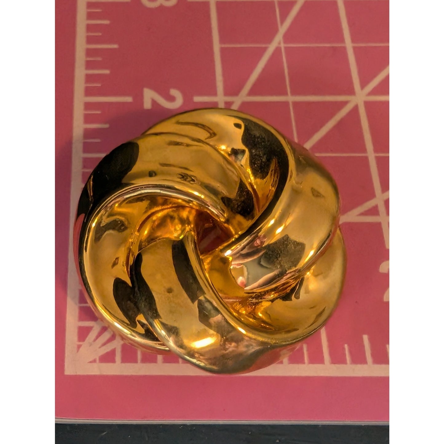 Vintage Gold Tone Chunky Knot Brooch