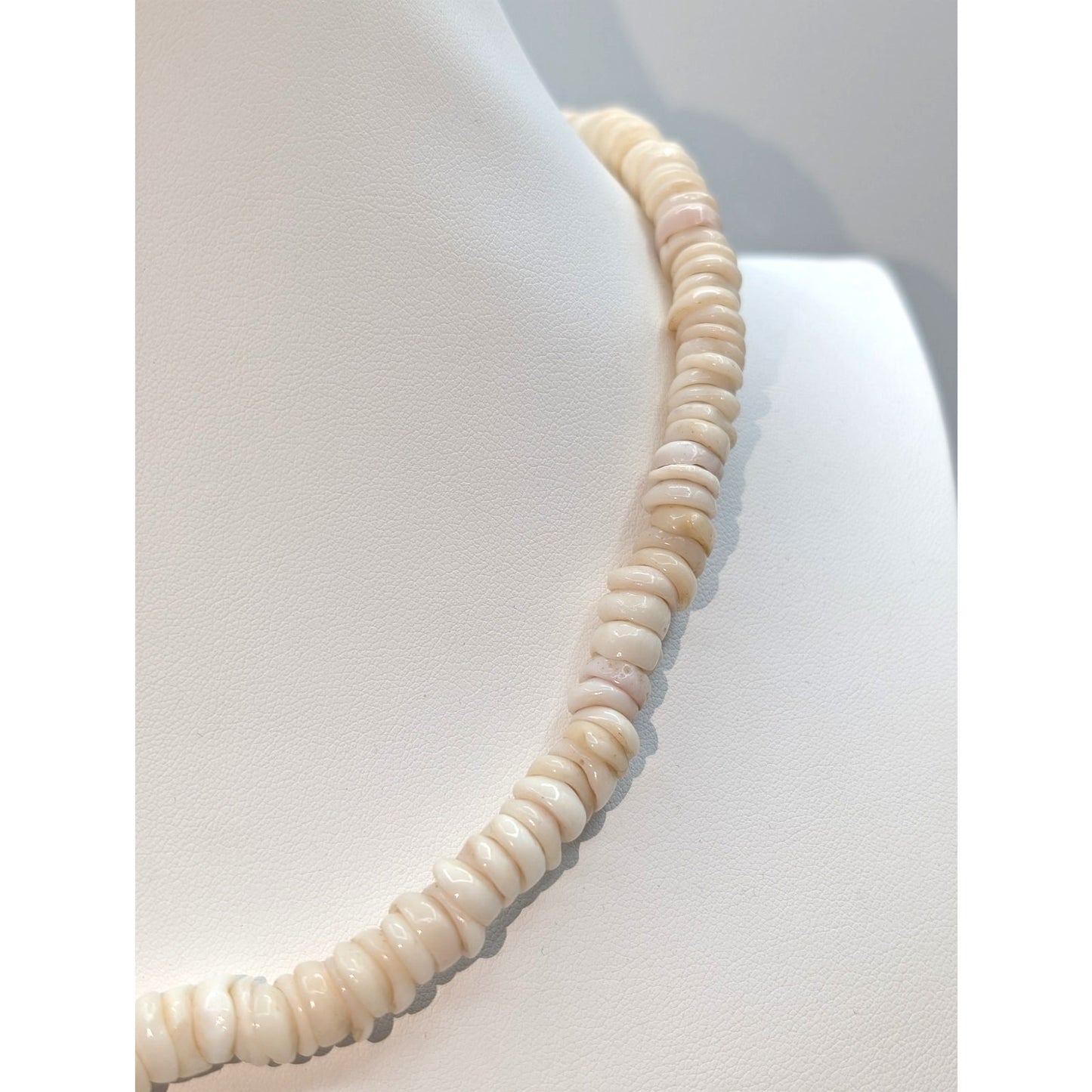 Vintage Genuine Large Puka Shell 18.5" Barrel Clasp Necklace