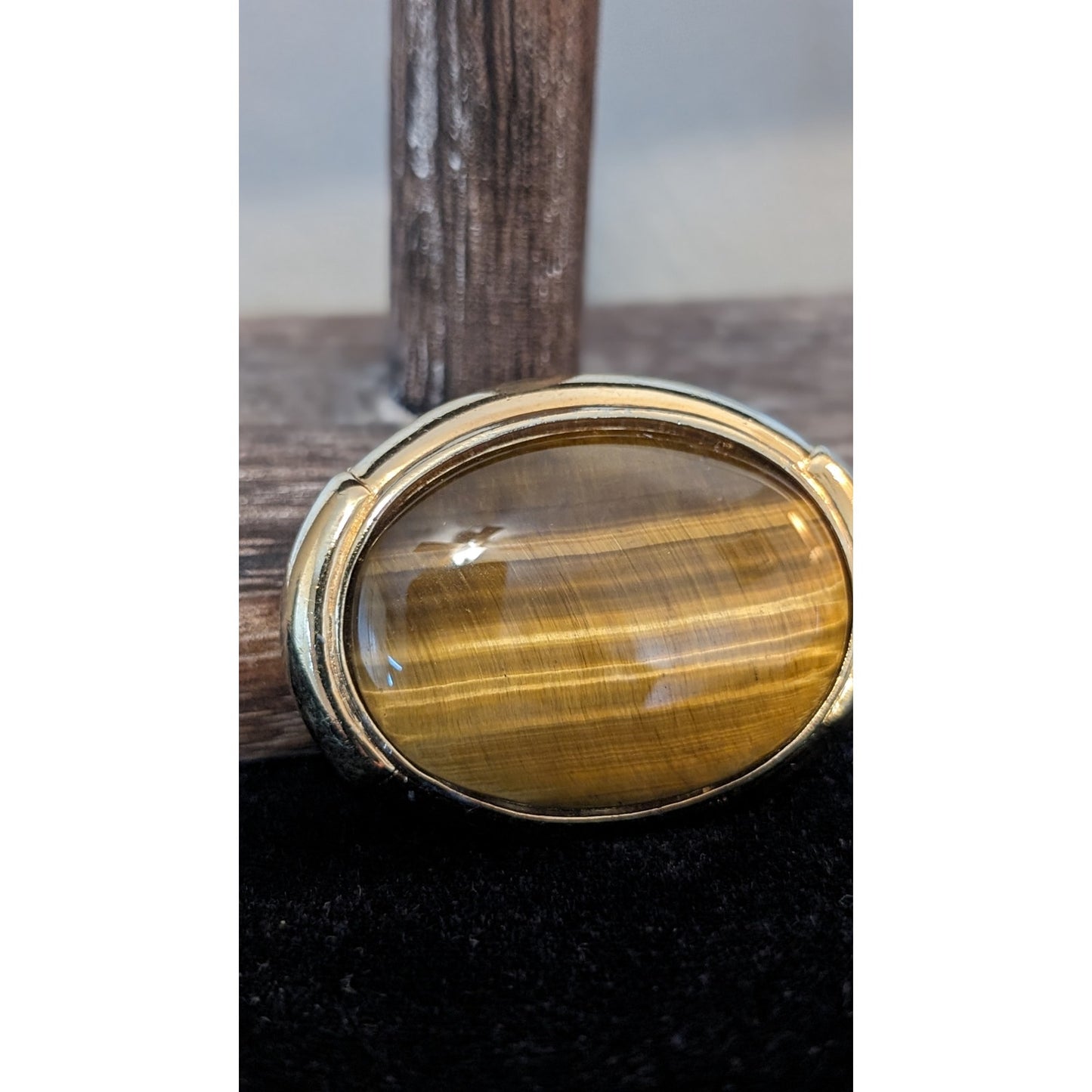 Ciner Vintage Oval Shaped Tiger Eye Gold Tone Scarf Buckle Clip