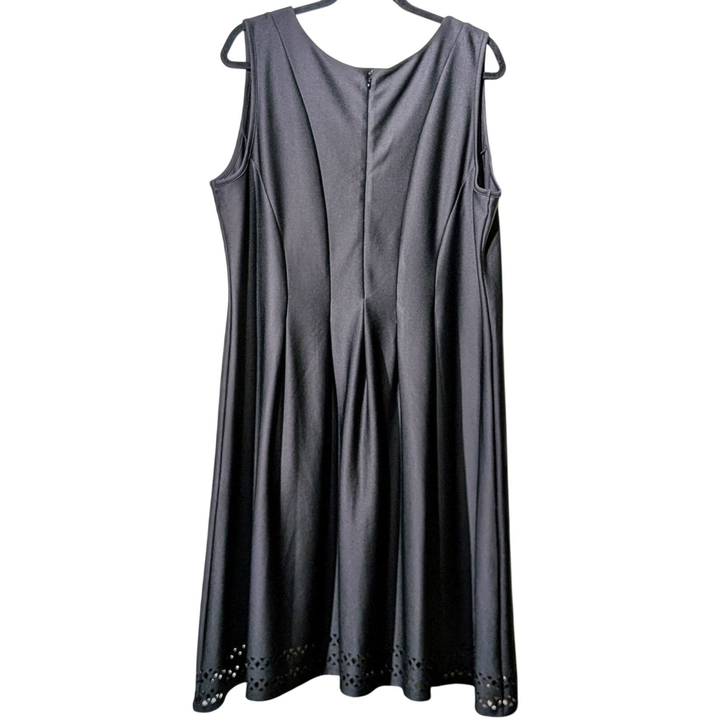 Catherines Black V-Neck Sleeveless Cut Out Hem Pleated Midi Dress Womens Sz 1X