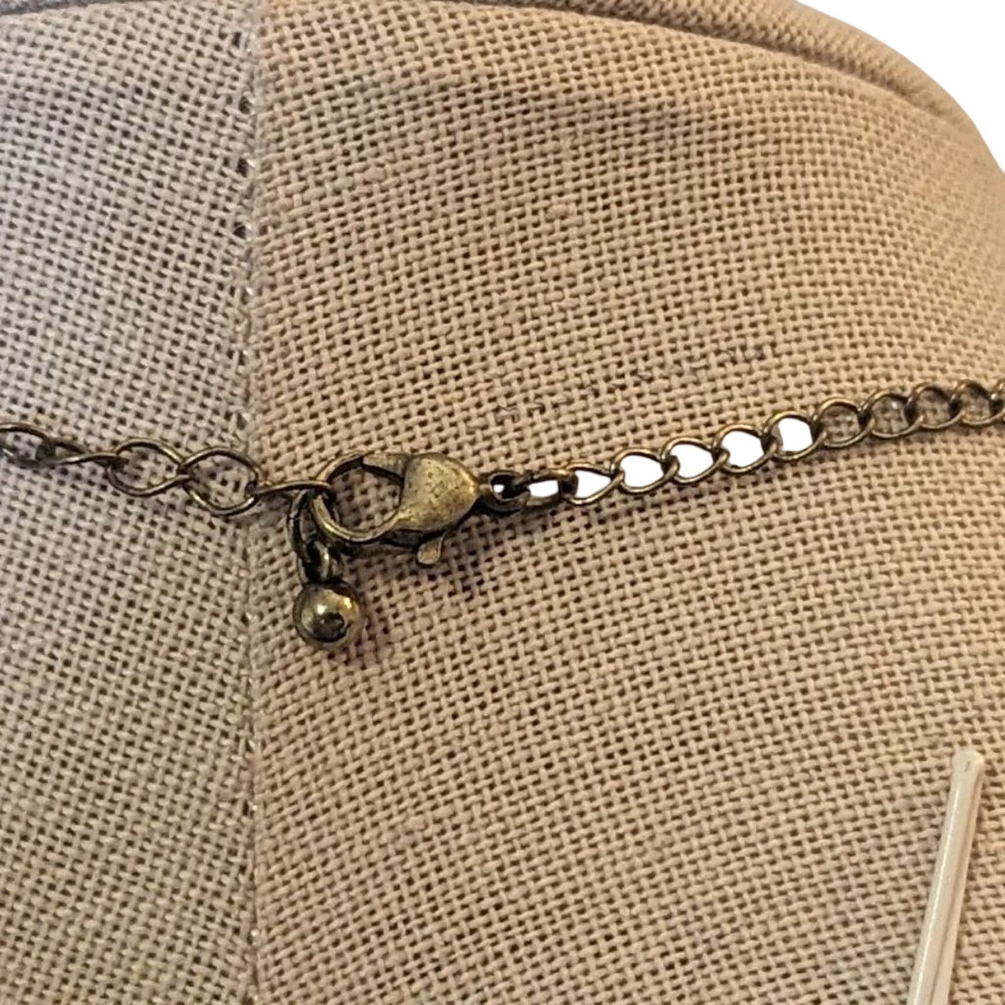 Vintage Avon Antique Gold Tone Metal Elephant Pendant Necklace