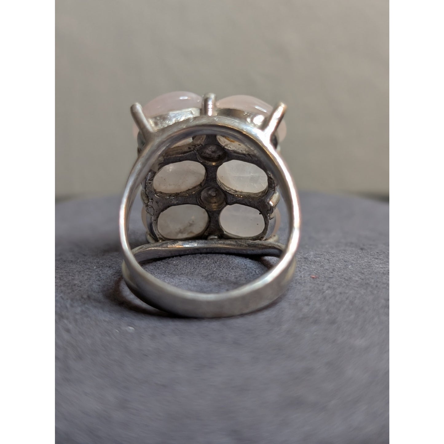 Large Six Quartz Stone 925 Sterling Silver Split Shank Ring Size 7.5