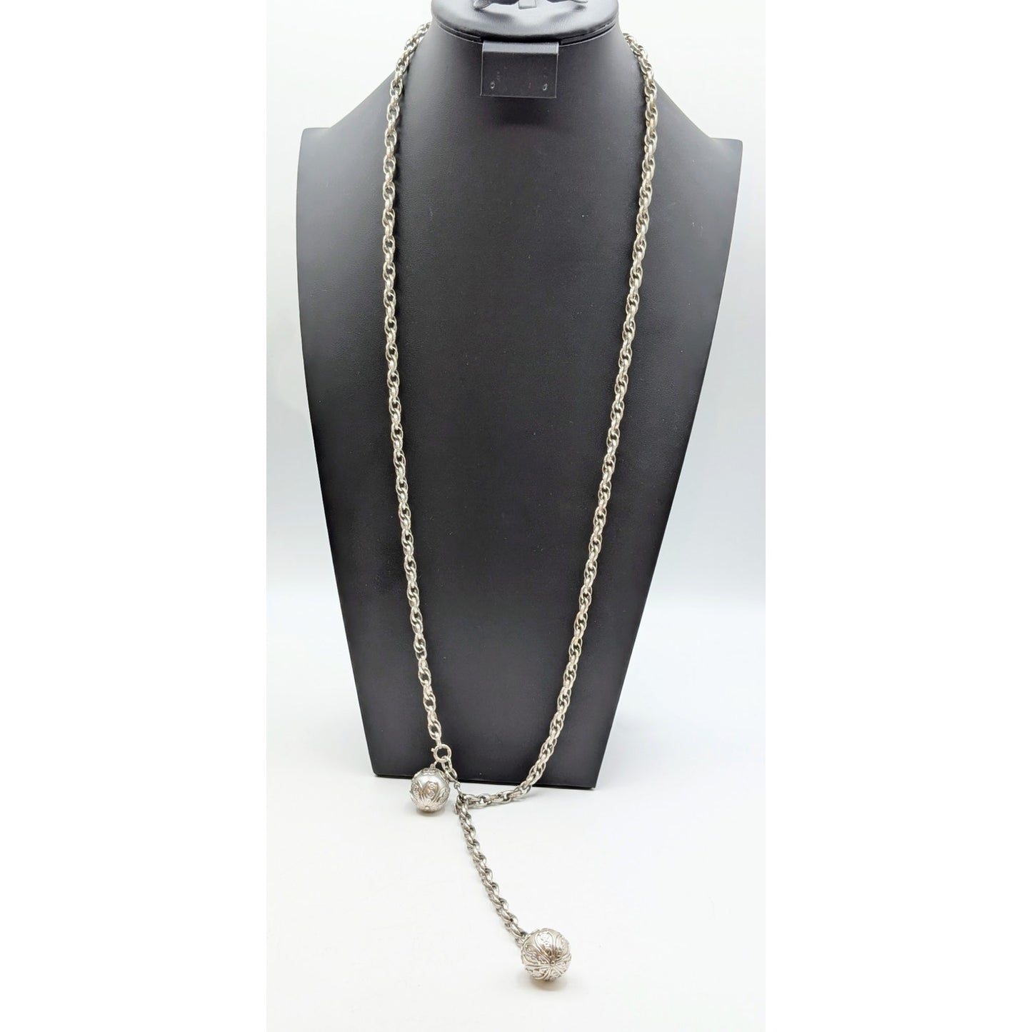 Vintage Sarah Cov 42" Silver Tone Textured Chain Link Ball Bead Belt Necklace