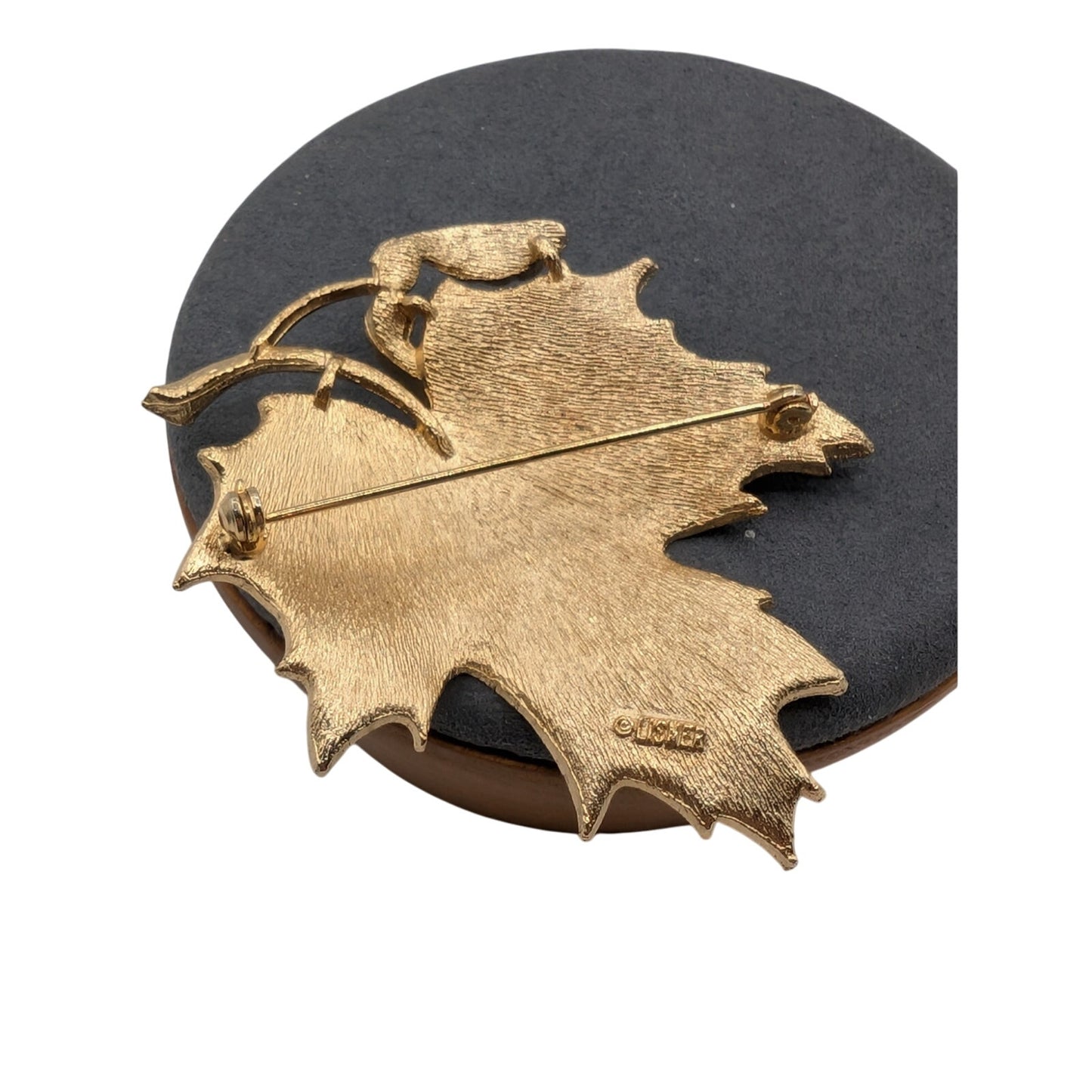 Vintage Signed Lisner Mid Century Brushed Gold Tone Maple Leaf Brooch