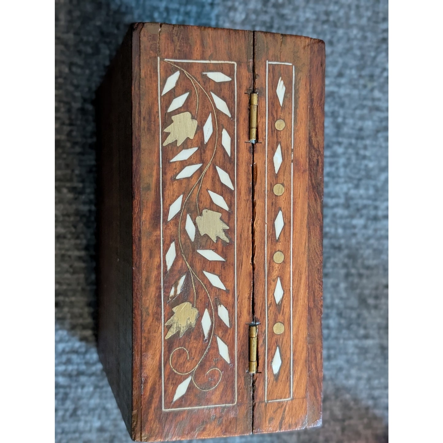 Wood Inlay Hinged Trinket 6" Square Box