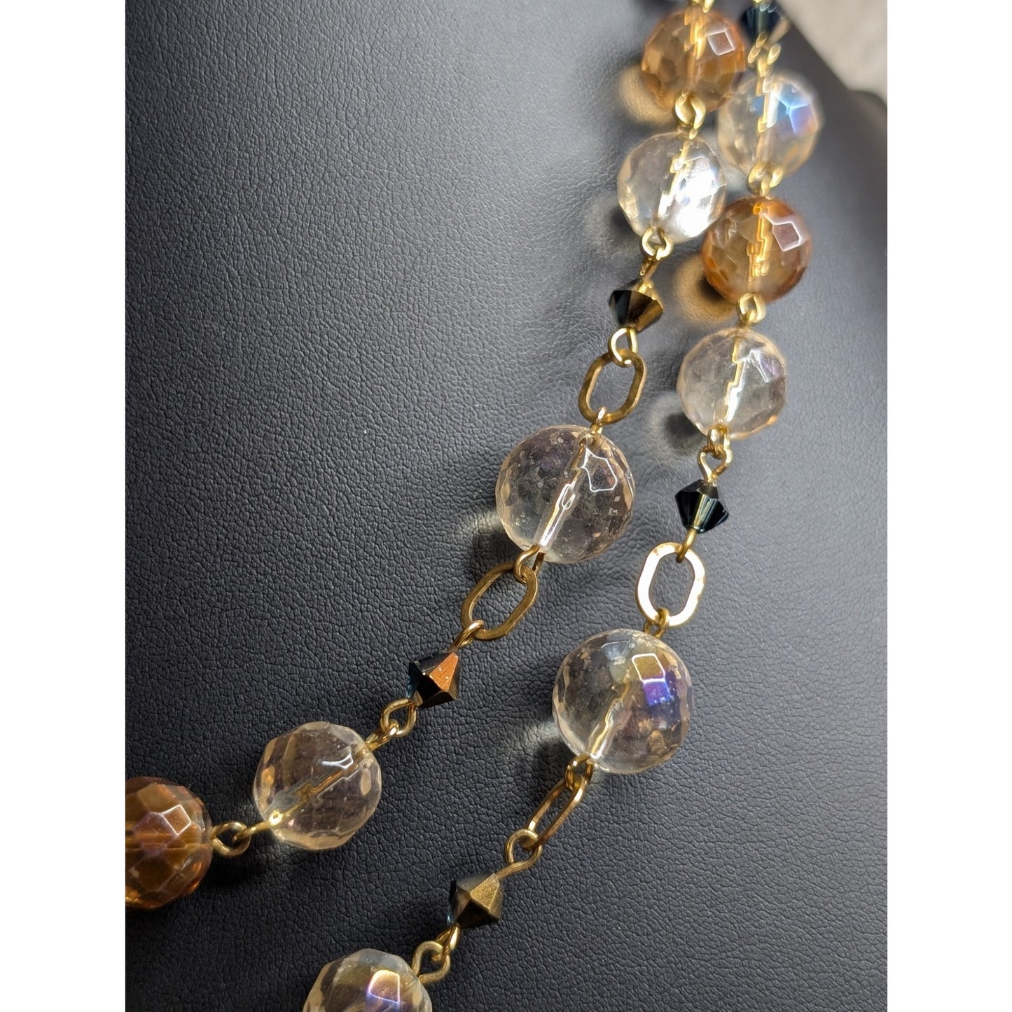 Mary Kay Holiday Wishes Gold Foil Clear & Cognac Faceted Gold Tone Link Necklace