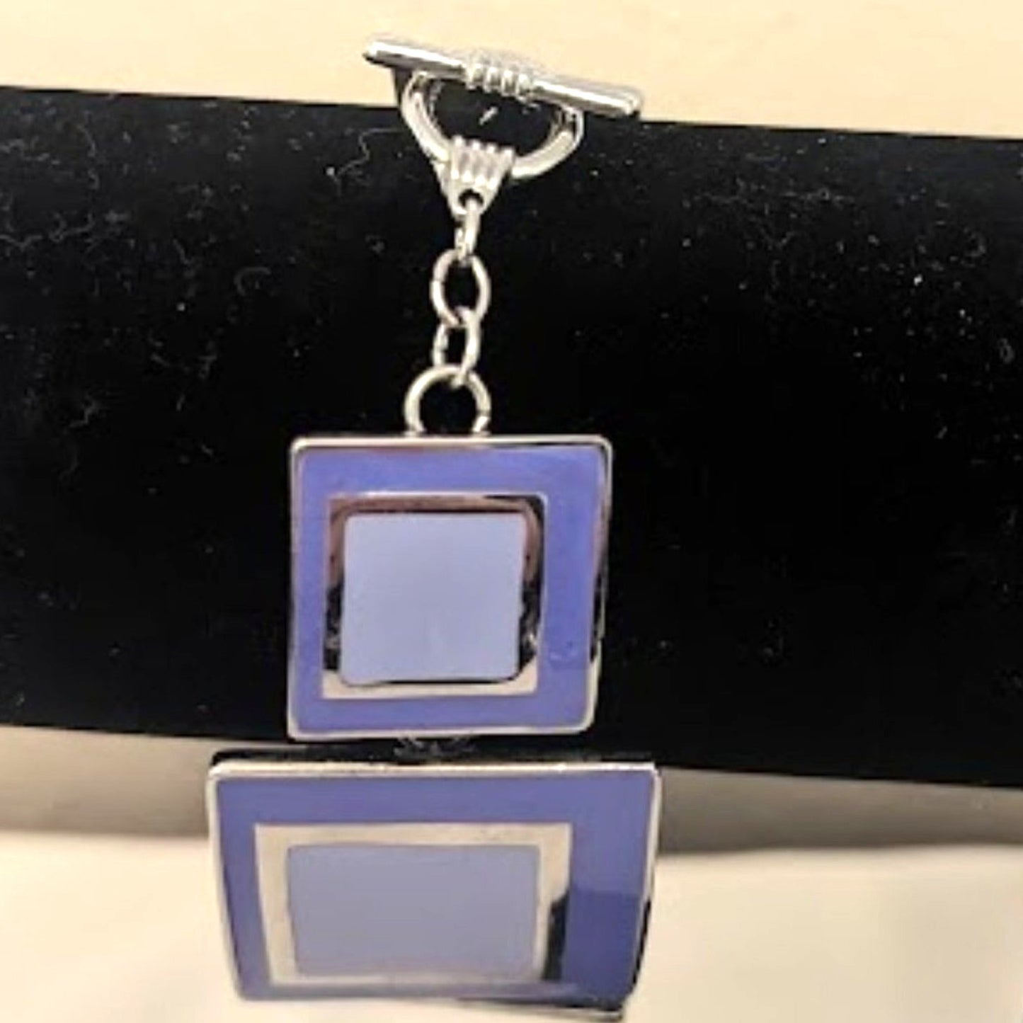 Groovy Lavender Enamel Geometric Design Graduated Silver Tone Toggle Bracelet