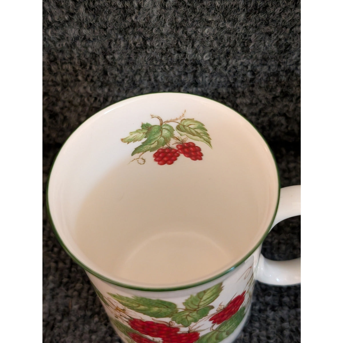 Pair of Roy Kirkham 1990 Raspberry Fruit Garden Fine Bone China England Tea Cups