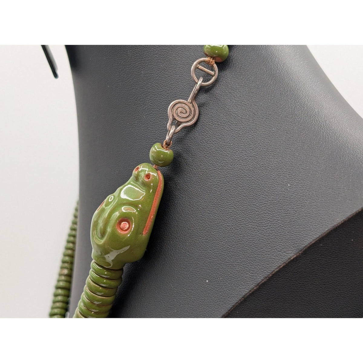 Vintage Olive Green Resin Graduated Rondelle Bead Carved Snake Head Necklace