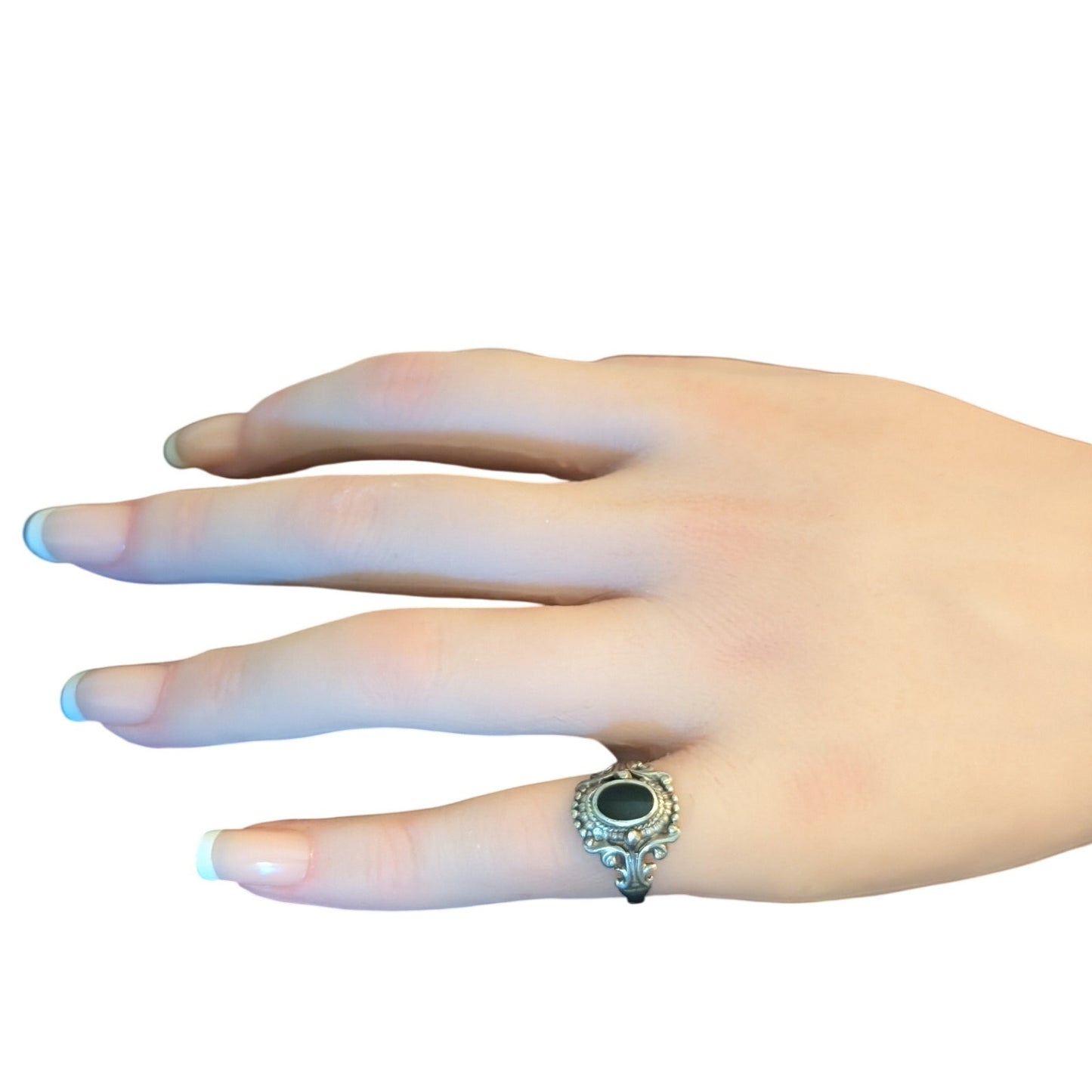 Vintage Bezel Set Black Onyx Beaded Design Sterling Silver Ring Size 5.25