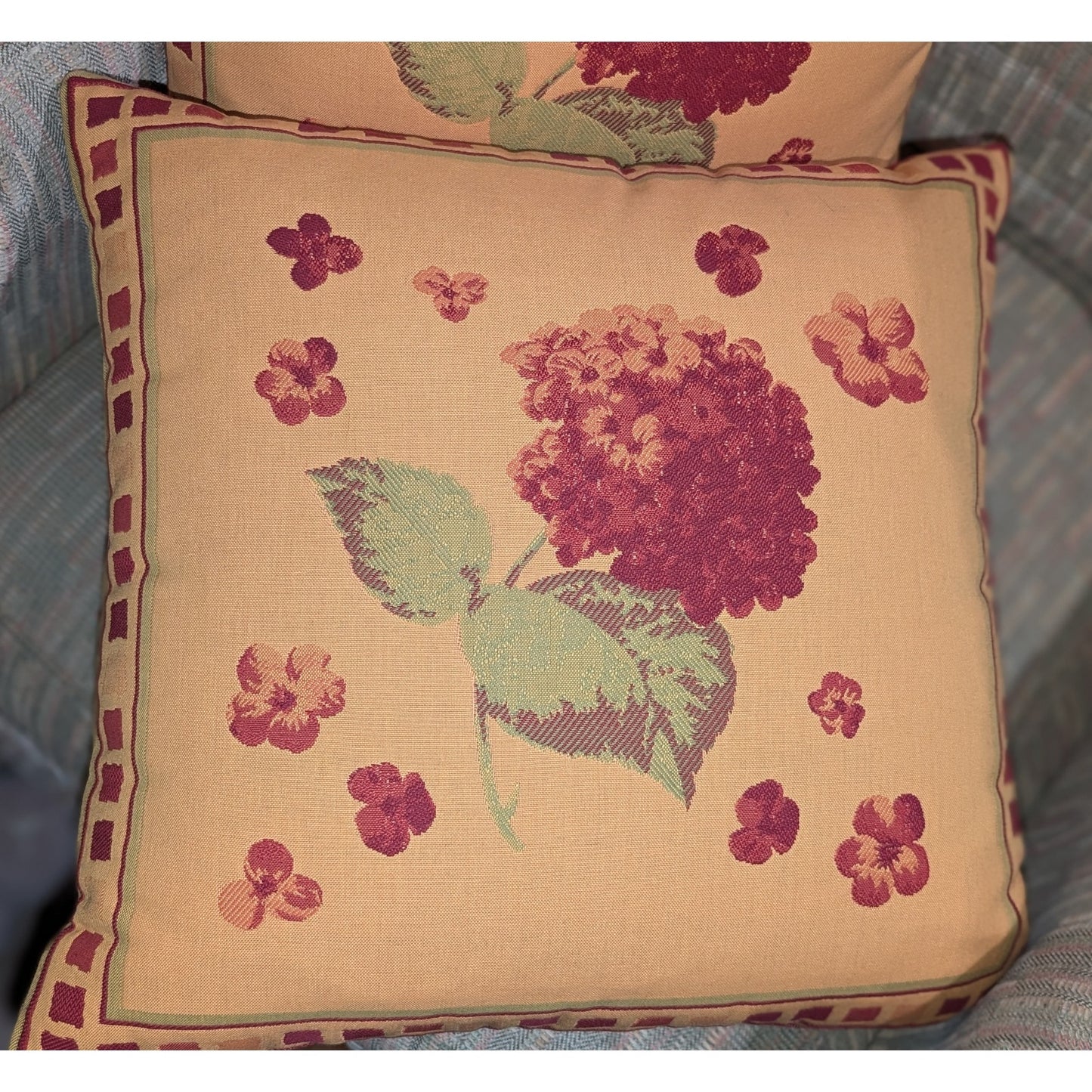 Madura France Cotton Yellow Red Green Floral Set of 20 x 20 Pillows W/ Inserts