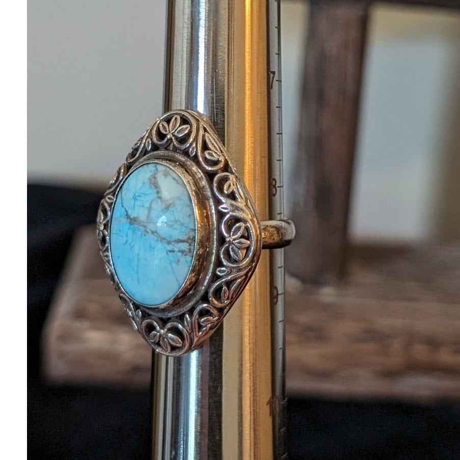 Large Turquoise Filigree Marked 925 Sterling Ring Size 8.5
