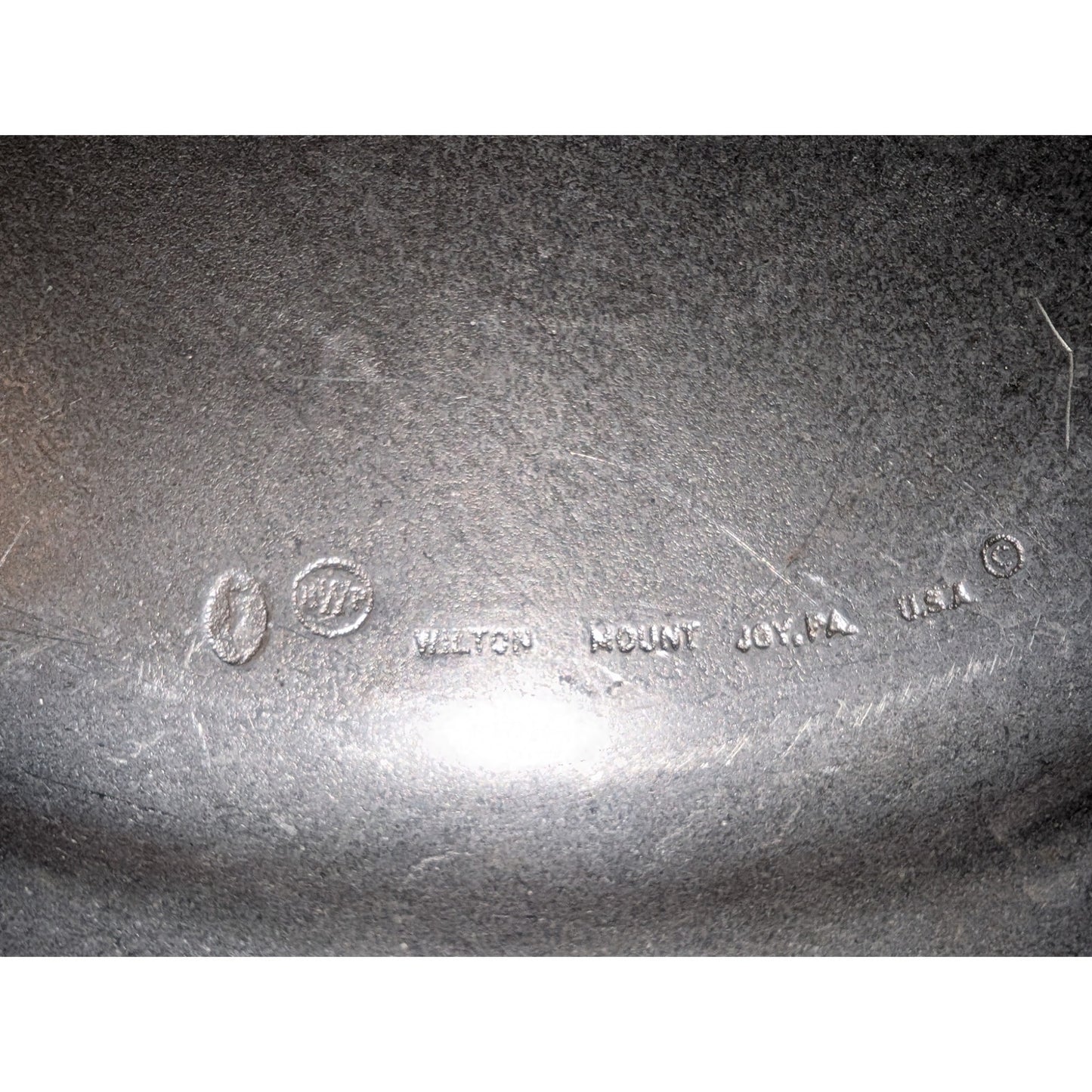 Wilton Mount Joy PA Made in USA Lg Pewter Round Scalloped Serving Plate/Platter