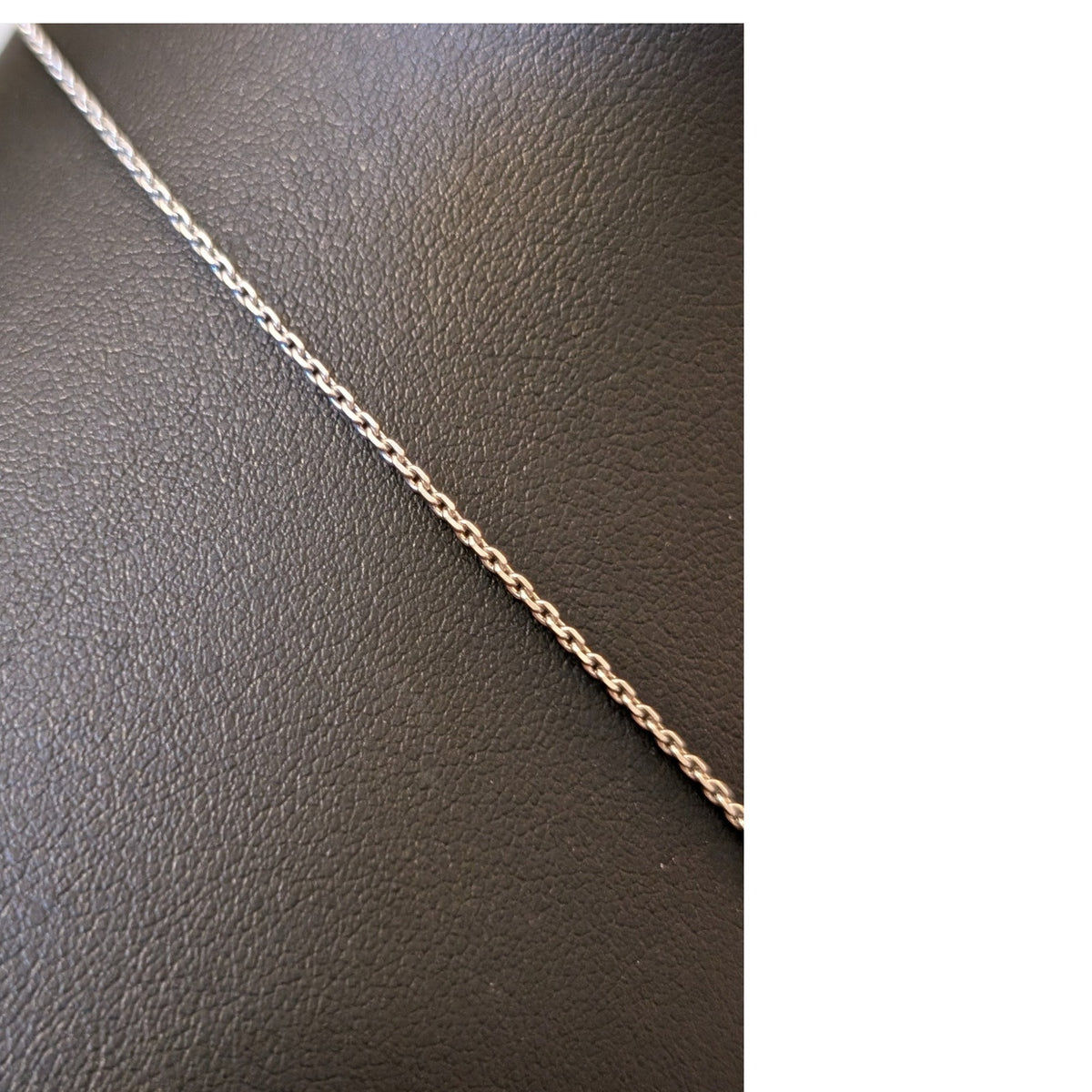 Vintage Sparkling CZ Heart Wreath 925 Sterling Silver 18" Necklace
