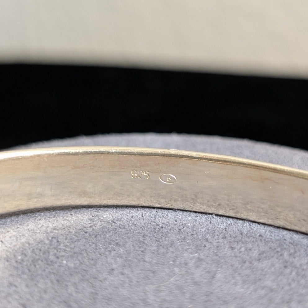 Vintage 925 Sterling Silver Black Inlaid Onyx Hook Bangle Bracelet