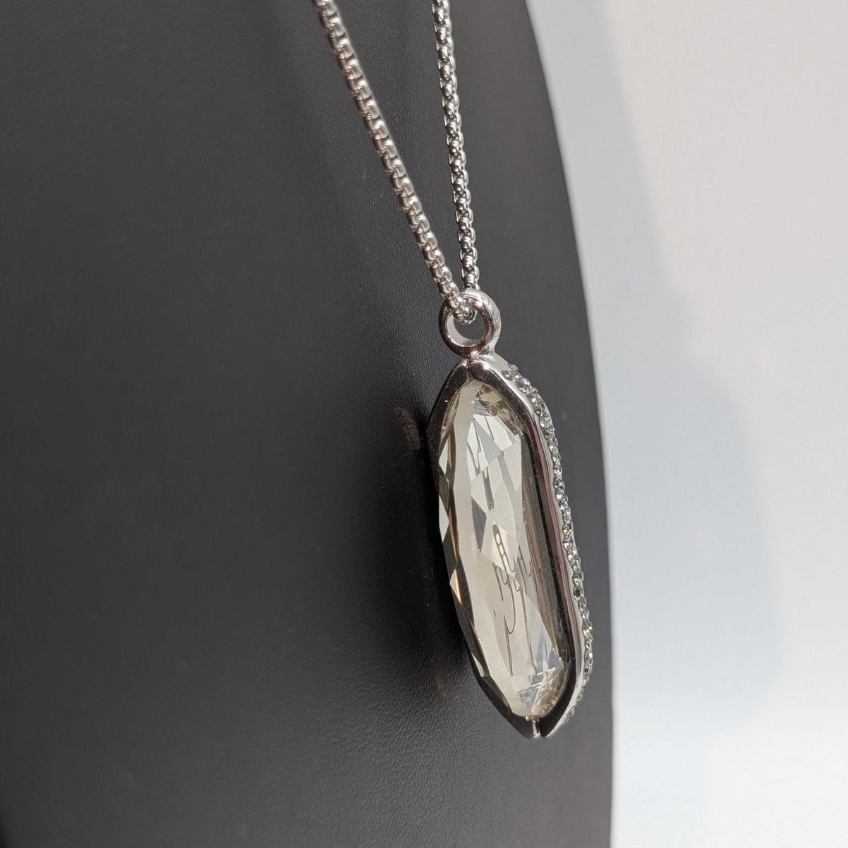 Chico's Convertible Faceted Glass Pendant Silver Tone Long Adjustable Necklace