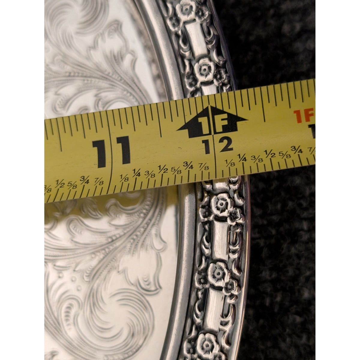 Vintage Camelot 6171 International Round Silver Plate Rimmed Serving Tray