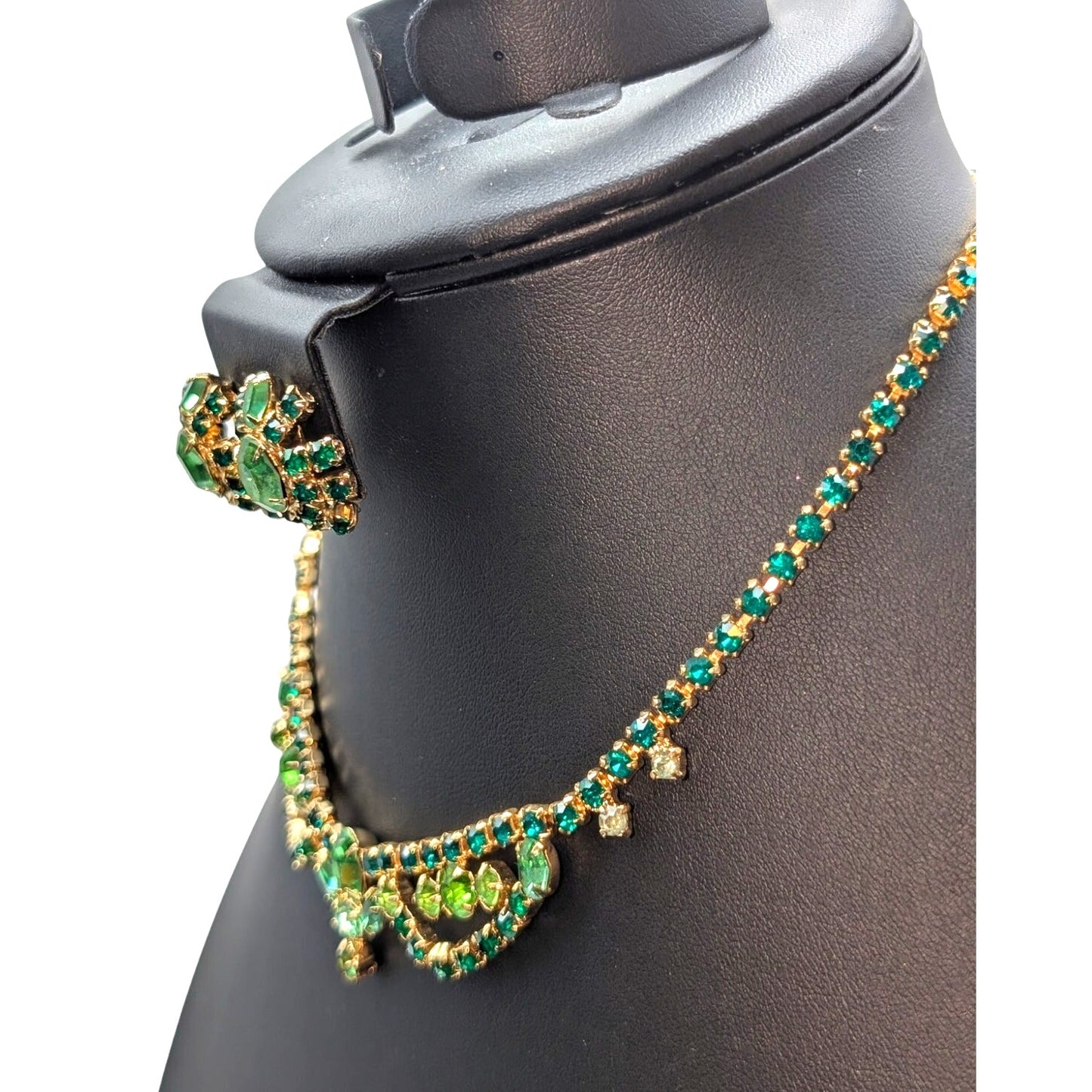 Vintage Light Green Dark Green Gold Tone 15.5" Necklace & Clip On Earring Set