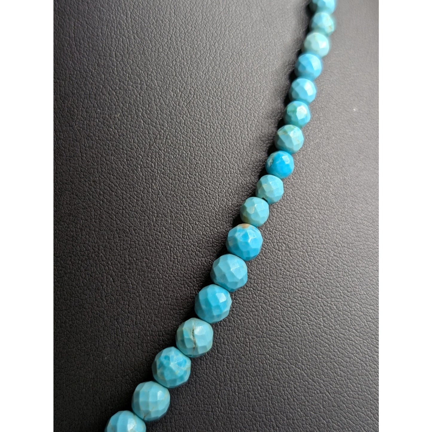 Vintage DTR Sterling Silver Faceted Cut Graduated Turquoise Bead Necklace