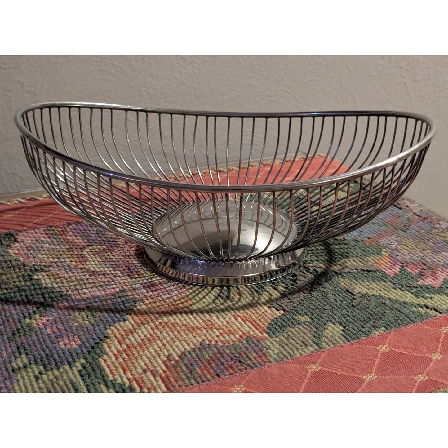 Antique/Vintage Leonard Silver Plated Wire Bread Fruit Basket Made in Hong Kong