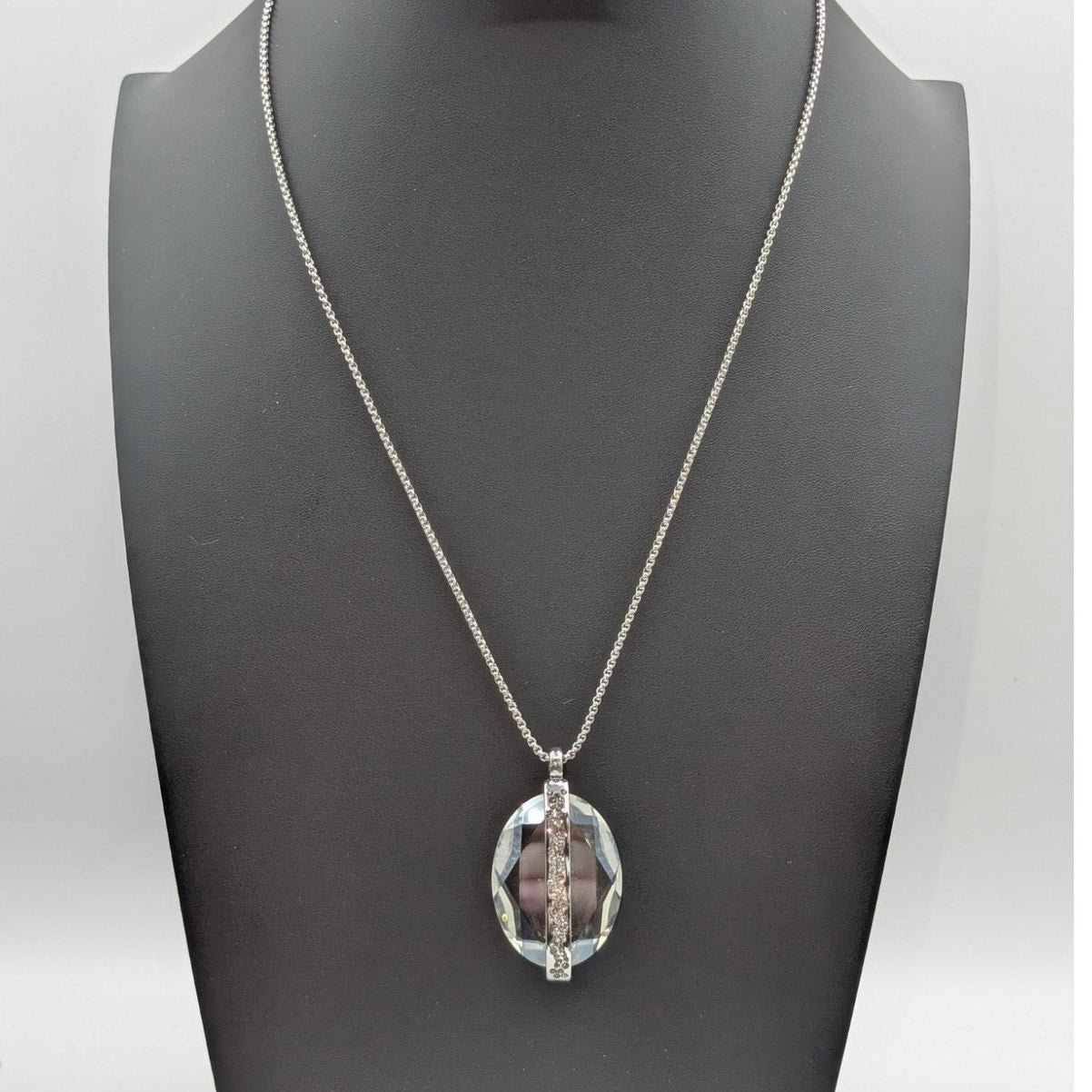 Chico's Convertible Faceted Glass Pendant Silver Tone Long Adjustable Necklace