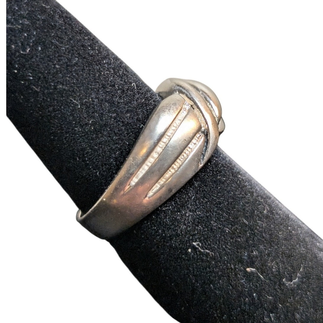 Vintage 925 Sterling Silver Knot/Crossover Ring Size 8
