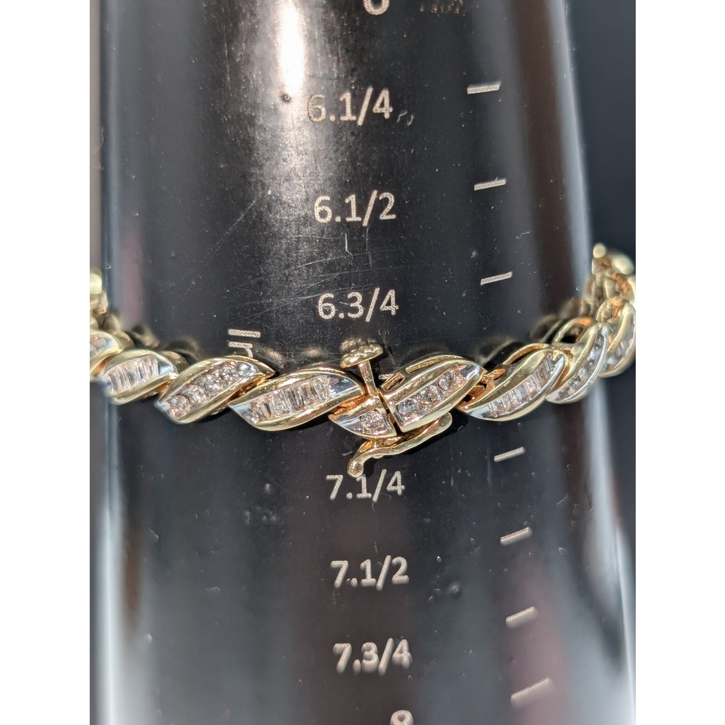 14k Yellow Gold S Design Baguette & Round Diamond Tennis Bracelet