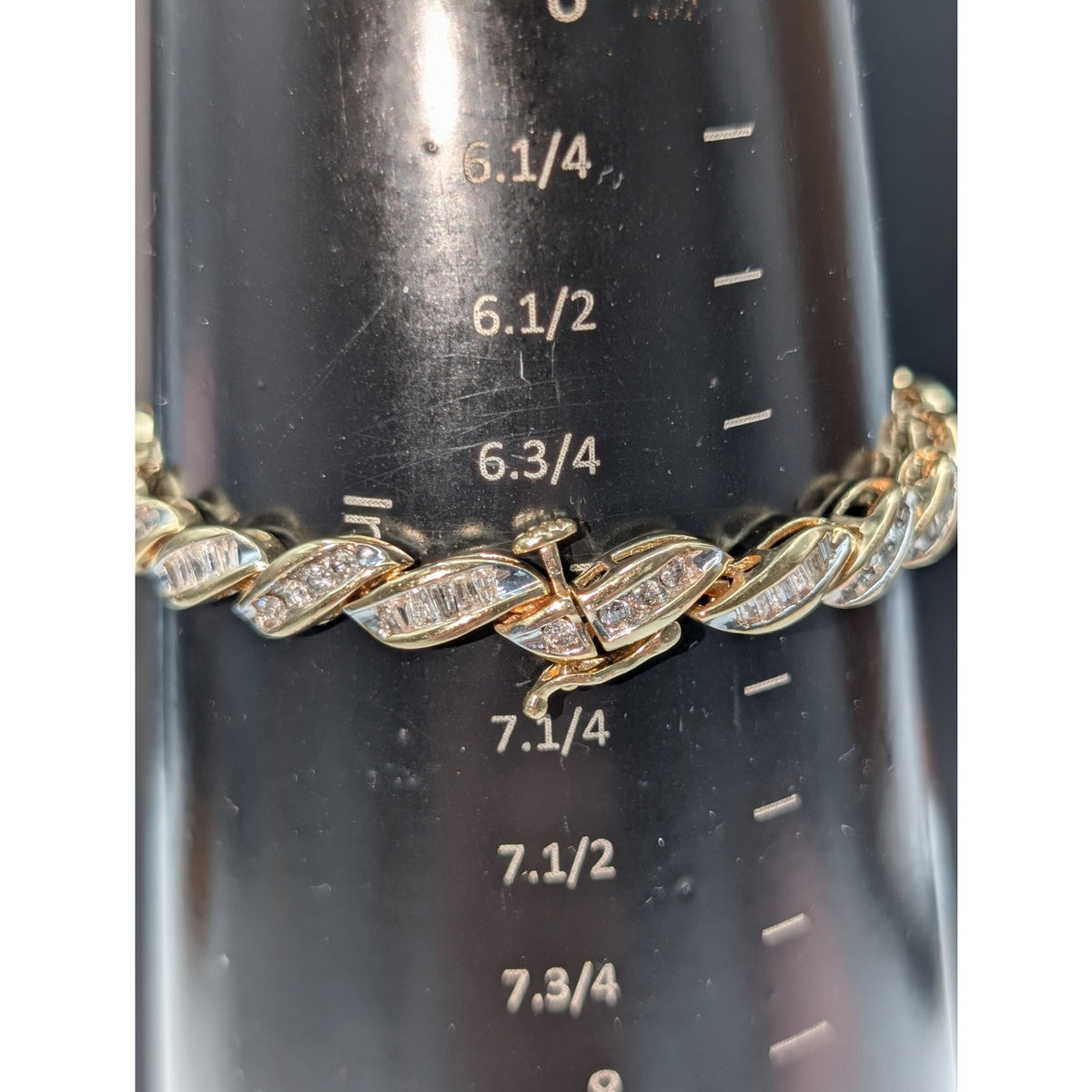 14k Yellow Gold S Design Baguette & Round Diamond Tennis Bracelet