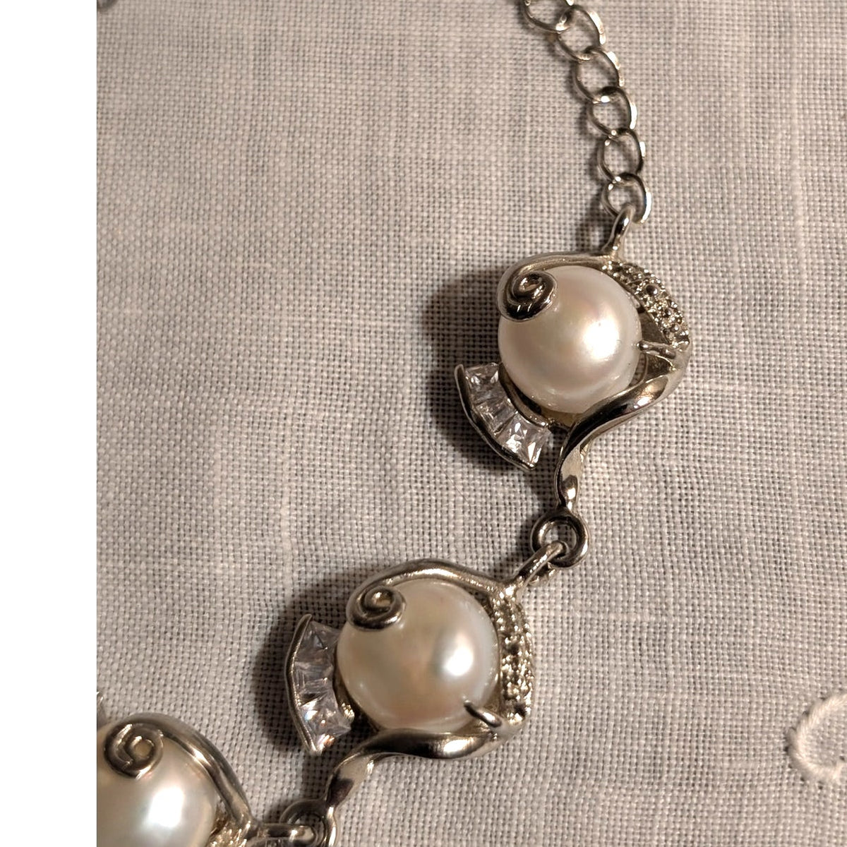 Marked 18K GP Silver Tone Faux Mabe Pearl CZ Hook Clasp 7.5"-8.5" Bracelet