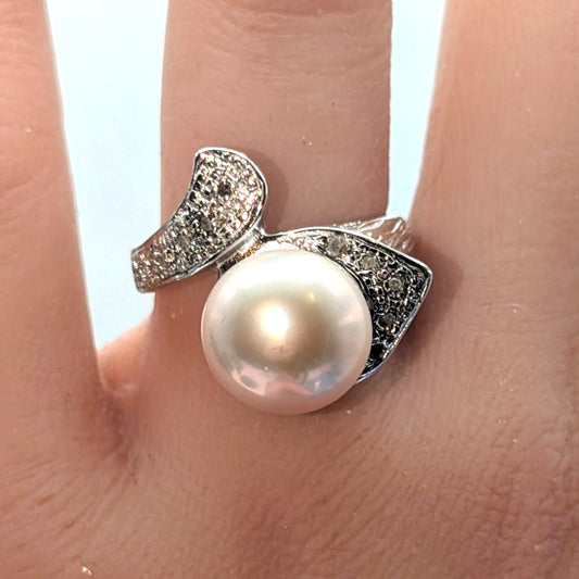 Italian Designer Boccati Sterling Silver Diamond & Pearl By Pass Ring Size 7.25