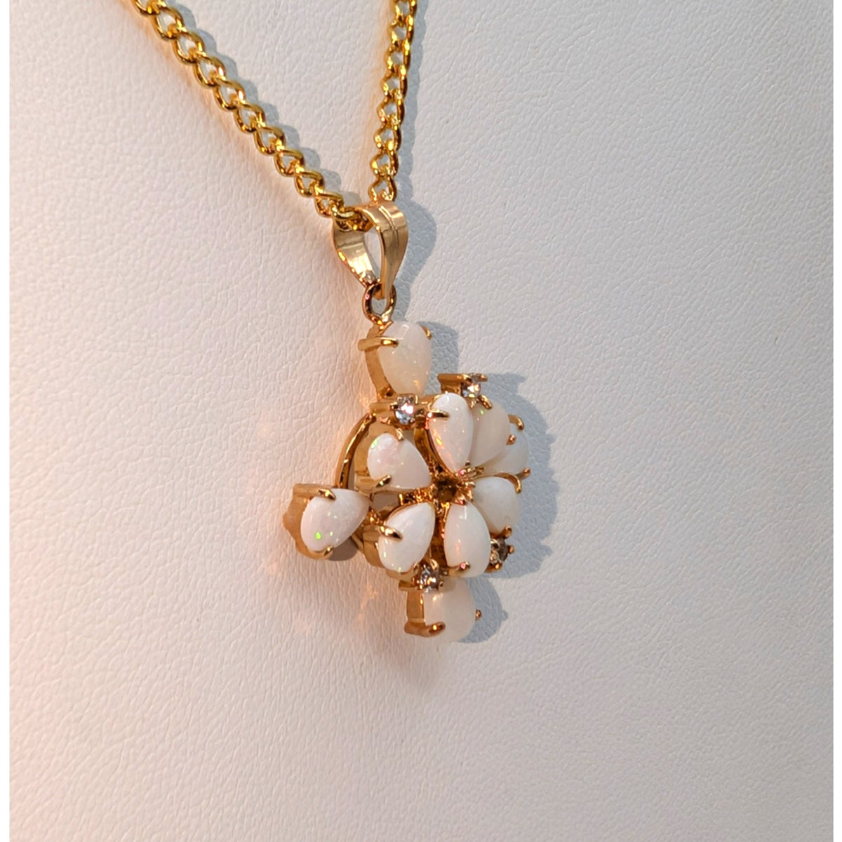 Vintage Multi Opal Crystal Pendant Gold Tone 18" Chain Necklace