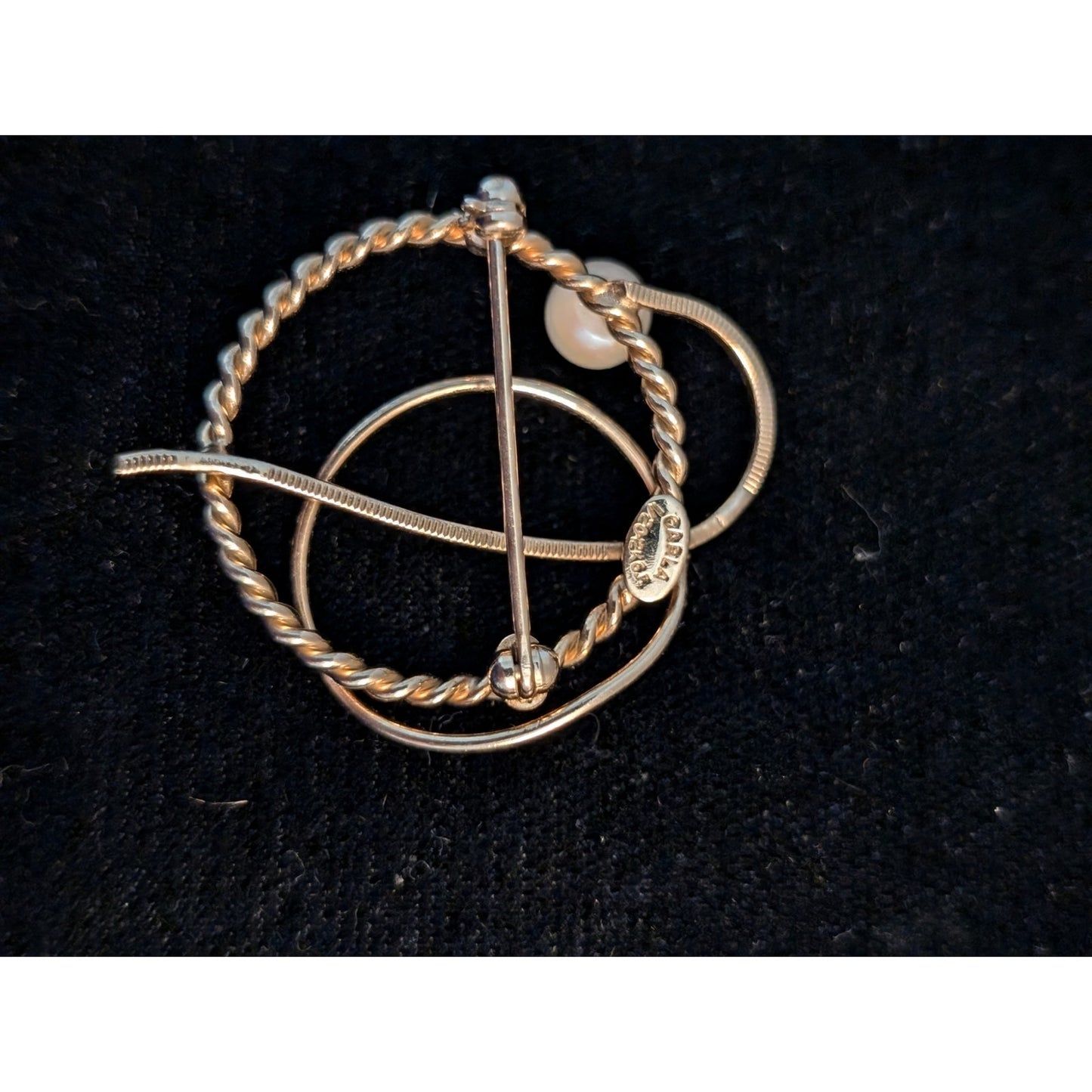 Signed Carla 1/20 12K Gold Filled Pearl Scatter Pin