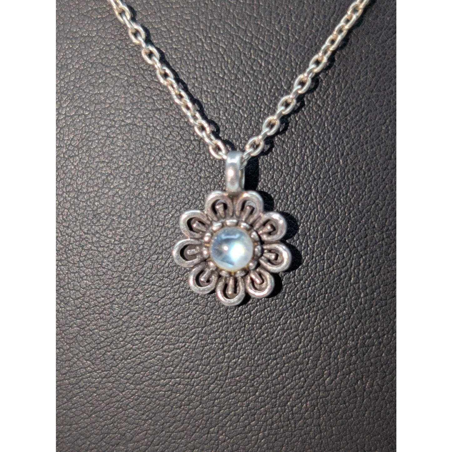 Vintage 925 Sterling Silver Moonstone Flower 17"-18.5" Chain Necklace