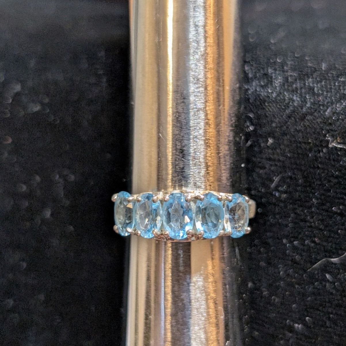 Vintage Five Blue Topaz Heart Shank 925 Sterling Silver Ring Size 9