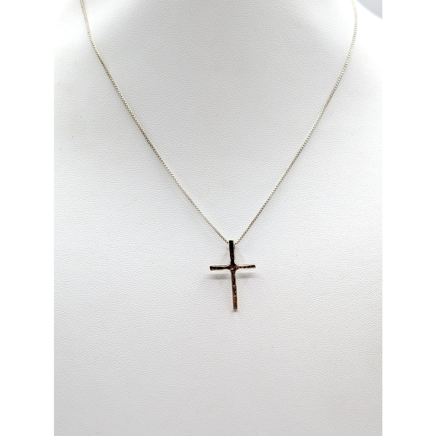 VTG Textured Minimalist Back Bale Sterling Cross Pendant 16" Box Chain Necklace